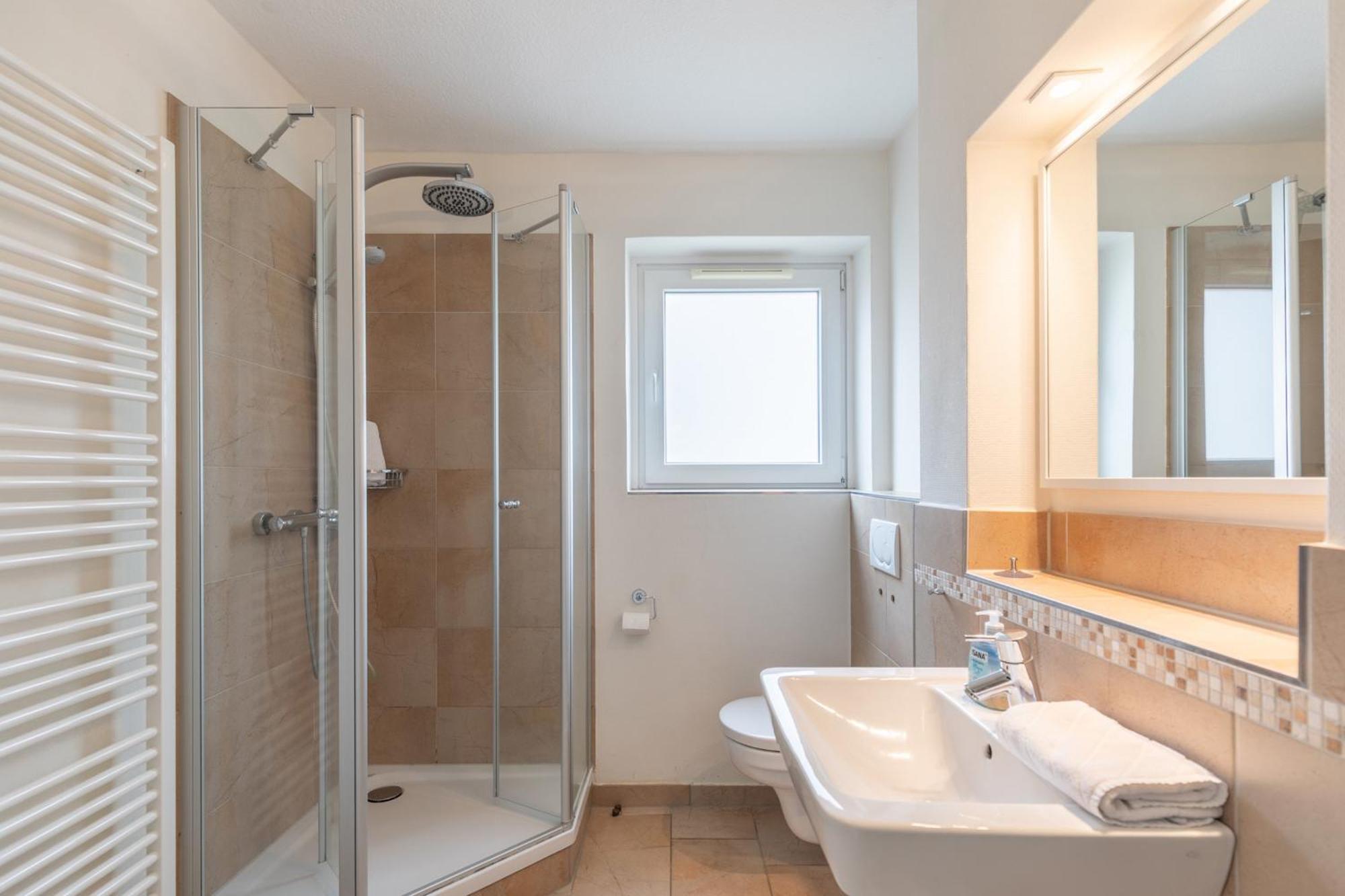 Dat Luette Huus - Wohnung 2 Husum  Luaran gambar